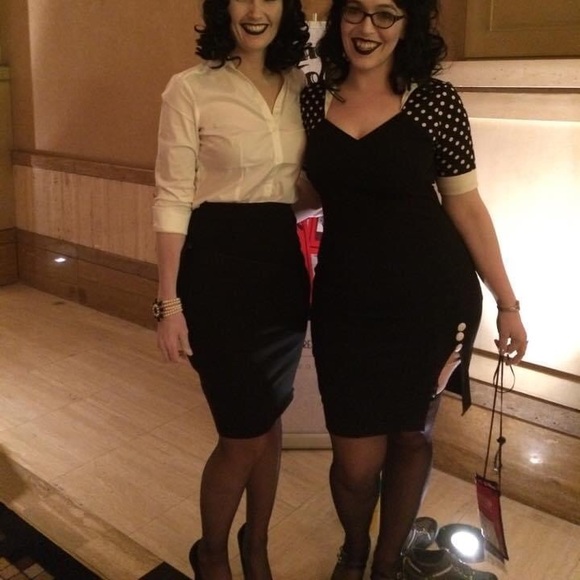 Dresses & Skirts - Pinup wiggle dress black and white